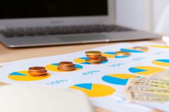 financial vs wealth management